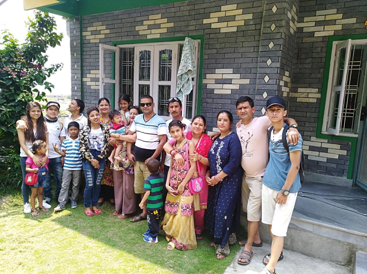 Bishnu Homestay ポカラ エクステリア 写真