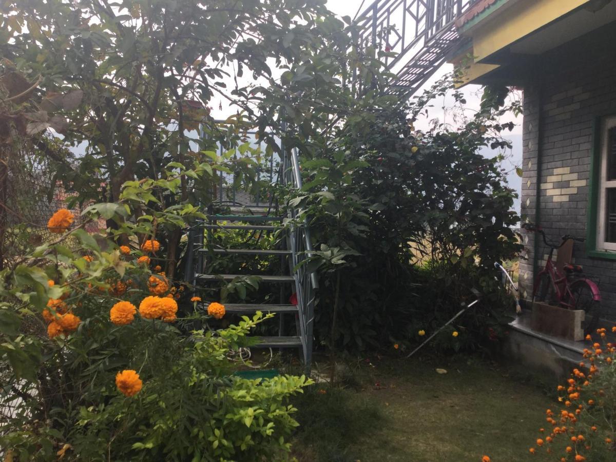 Bishnu Homestay ポカラ エクステリア 写真